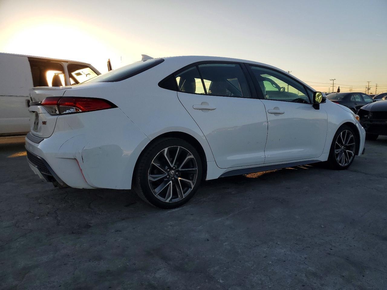 2020 TOYOTA COROLLA
