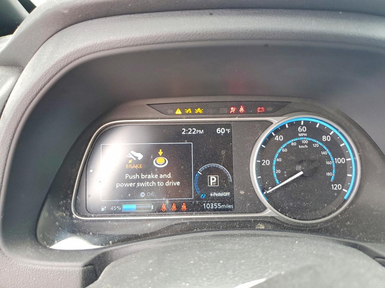 2025 NISSAN LEAF