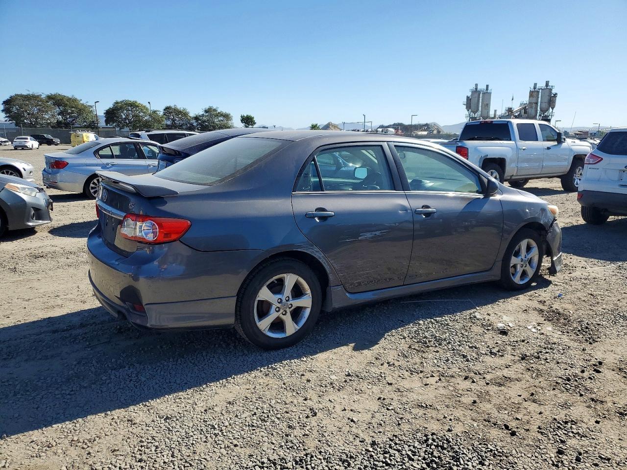 2013 TOYOTA COROLLA