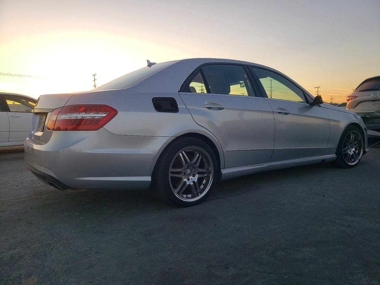 2010 MERCEDES-BENZ E-Class