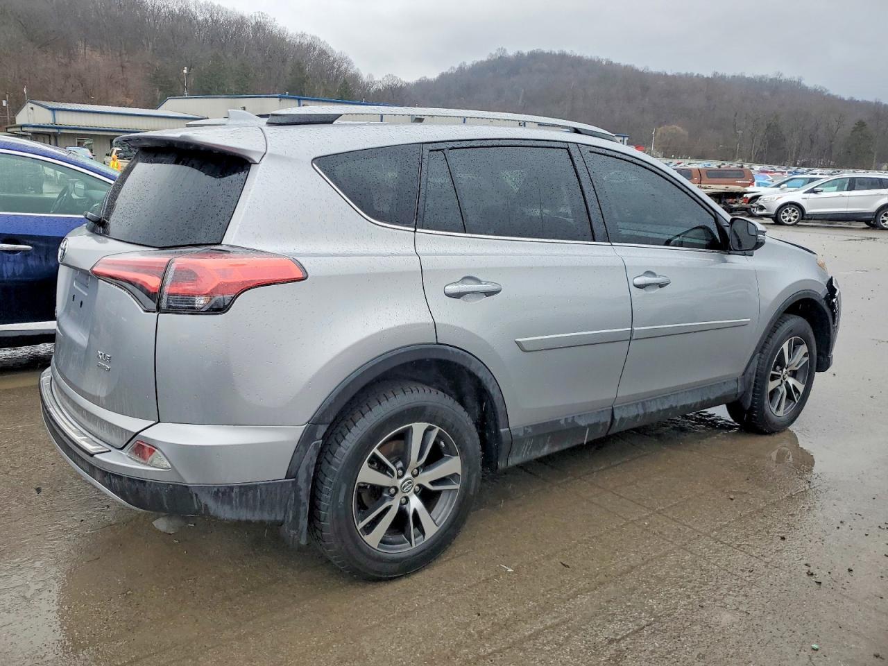 2017 TOYOTA RAV4
