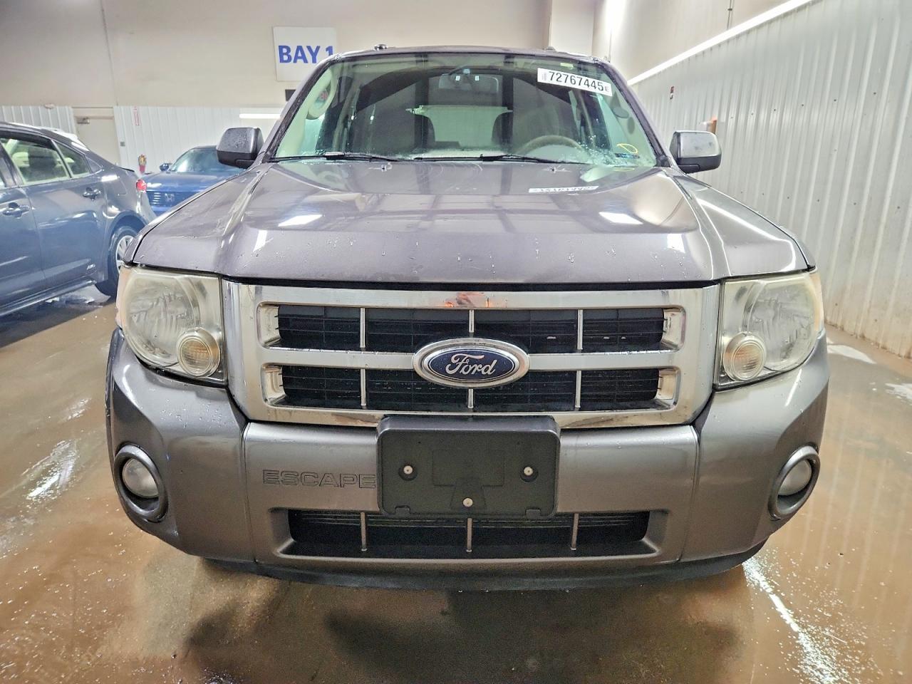2010 FORD ESCAPE