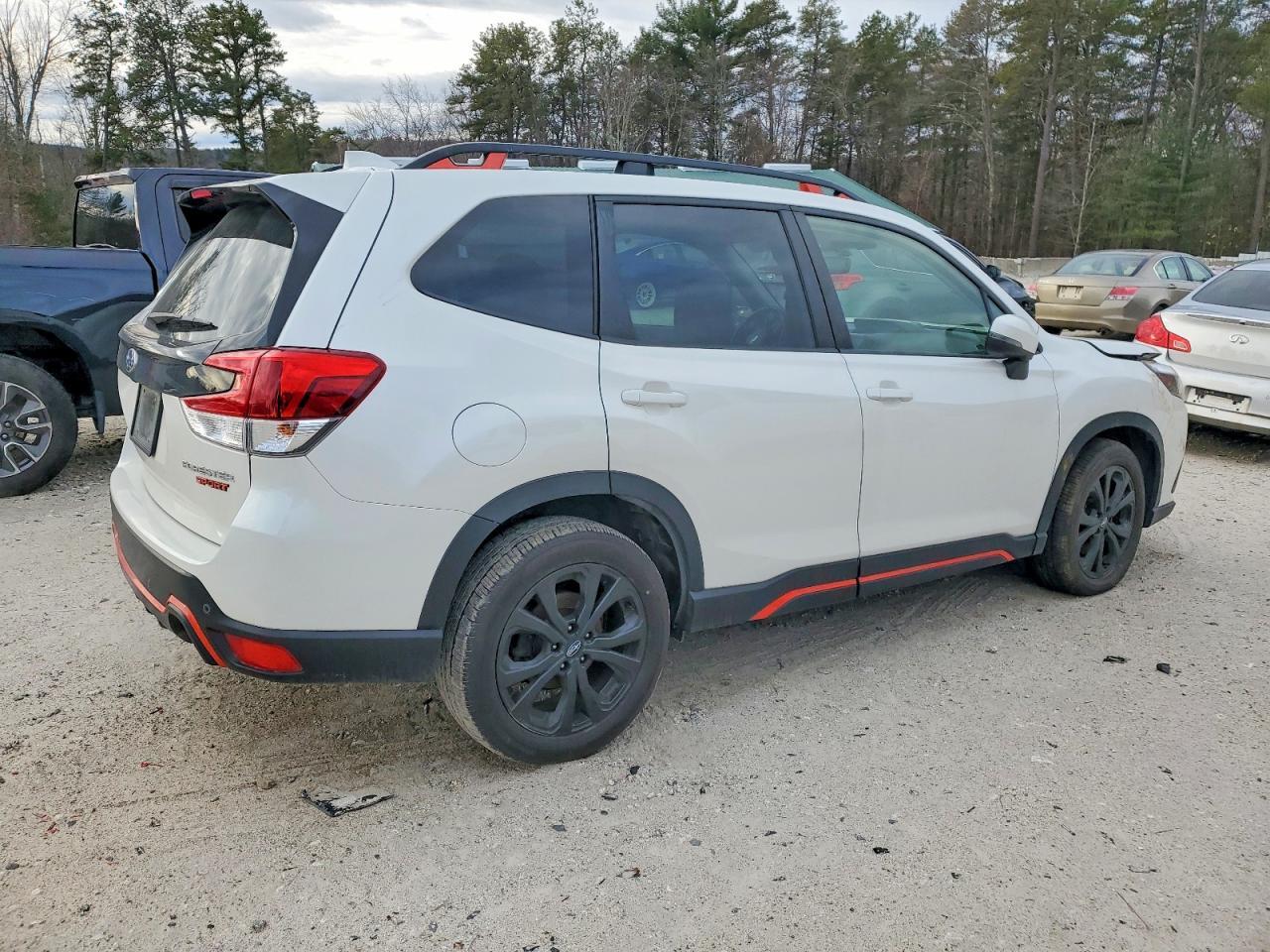 2022 SUBARU FORESTER