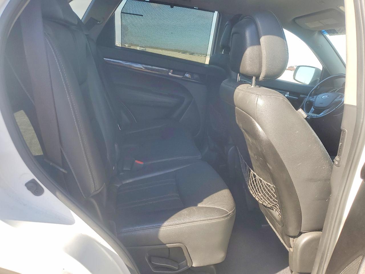 2014 KIA SORENTO