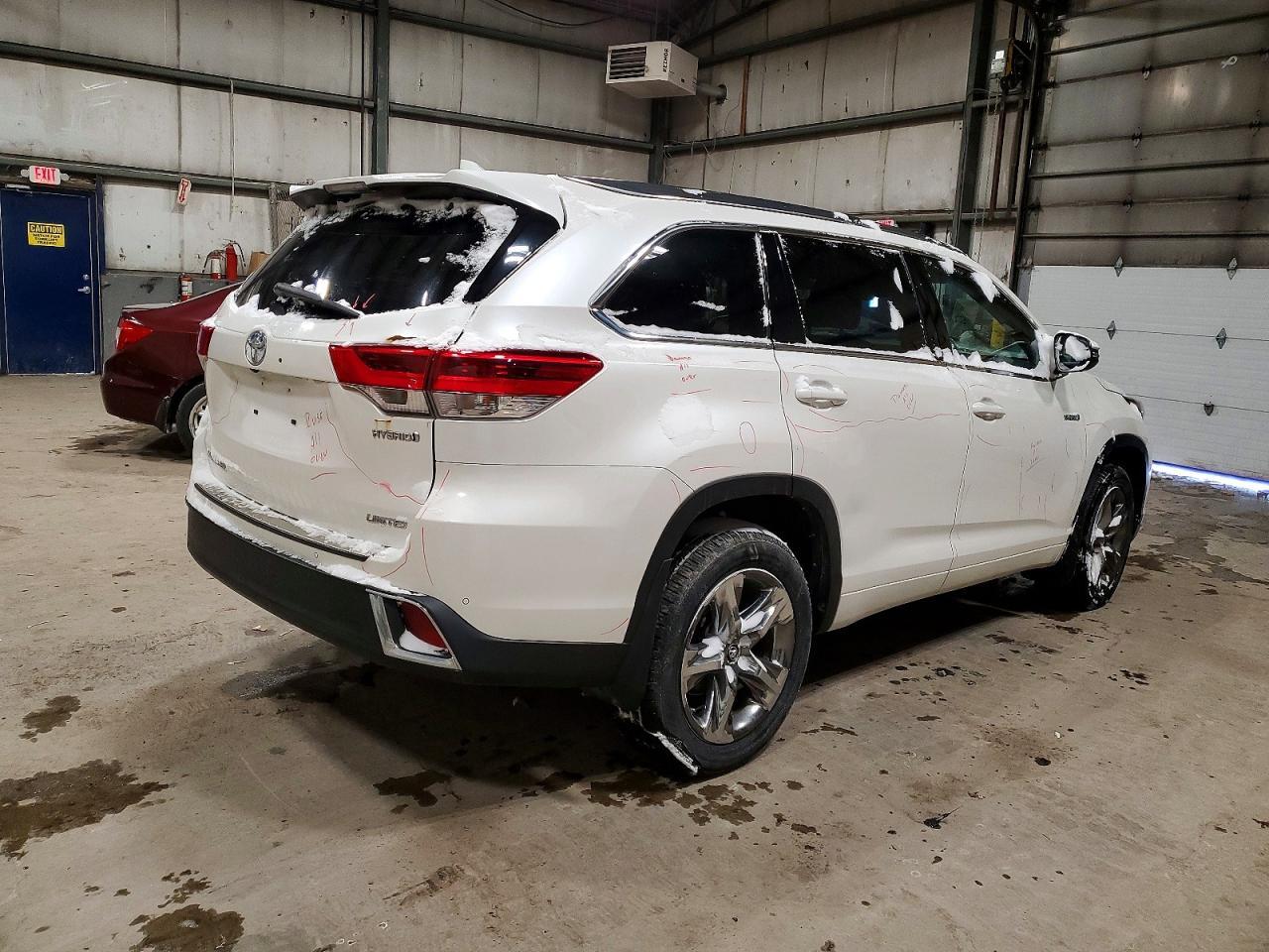2017 TOYOTA Highlander Hybrid