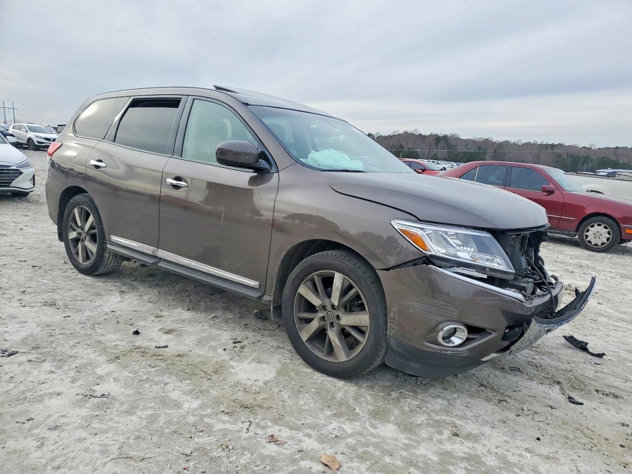 2015 NISSAN PATHFINDER