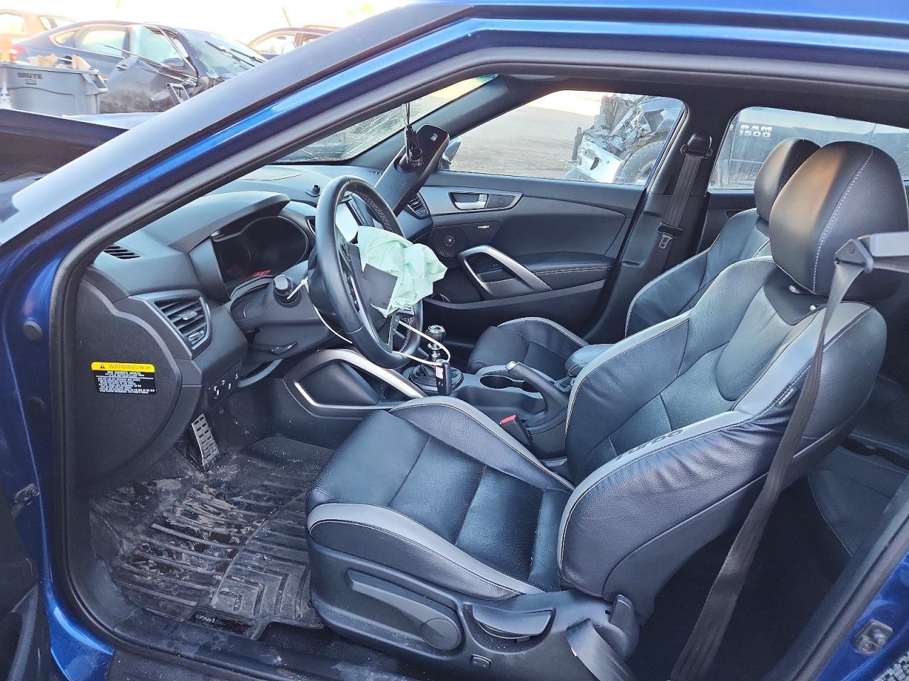 2016 HYUNDAI VELOSTER