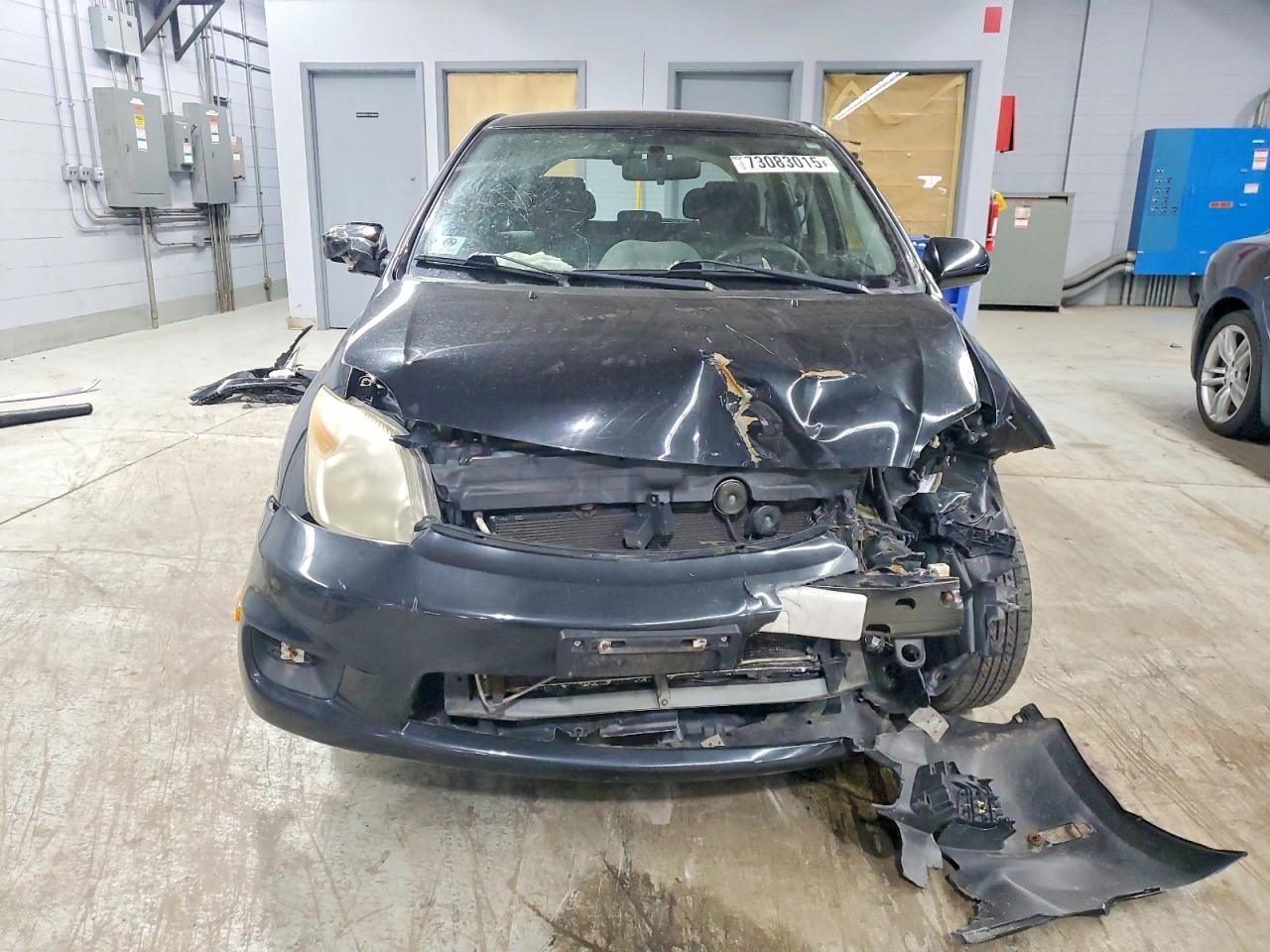 2006 TOYOTA SCION