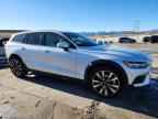 2022 Volv V60