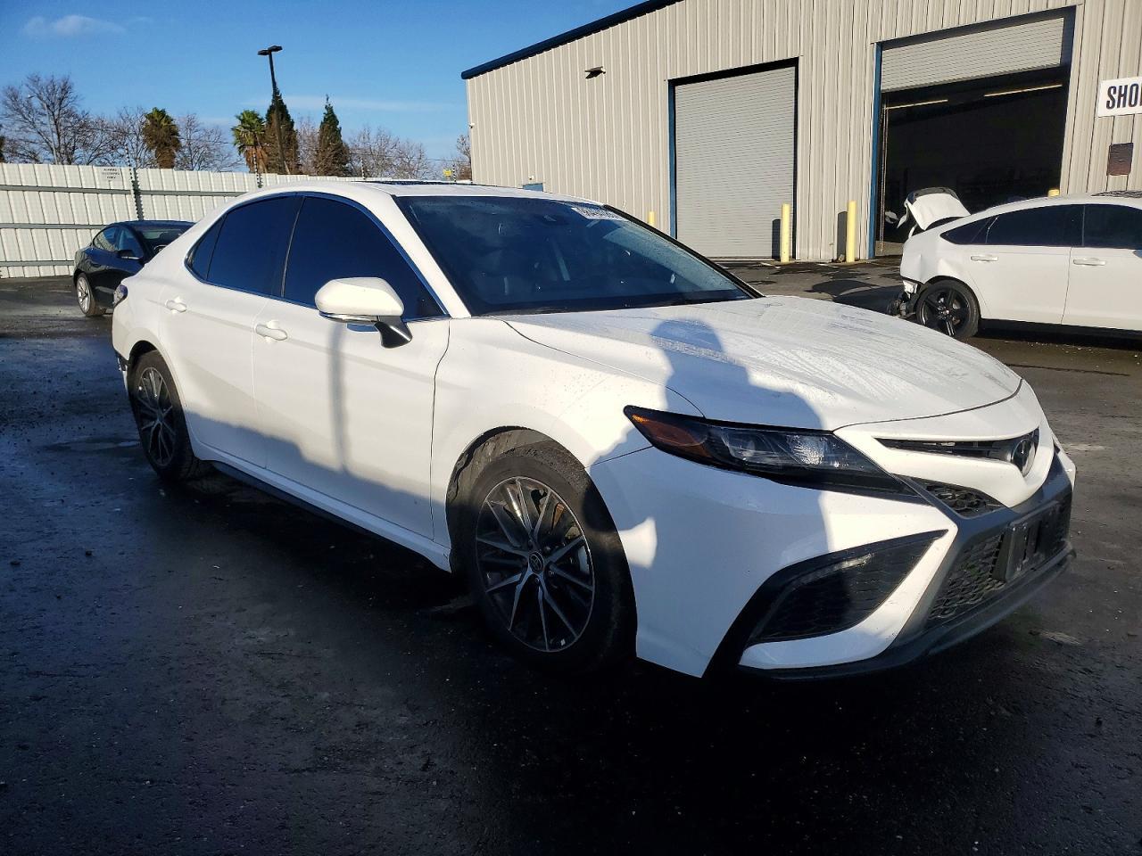 2023 TOYOTA CAMRY