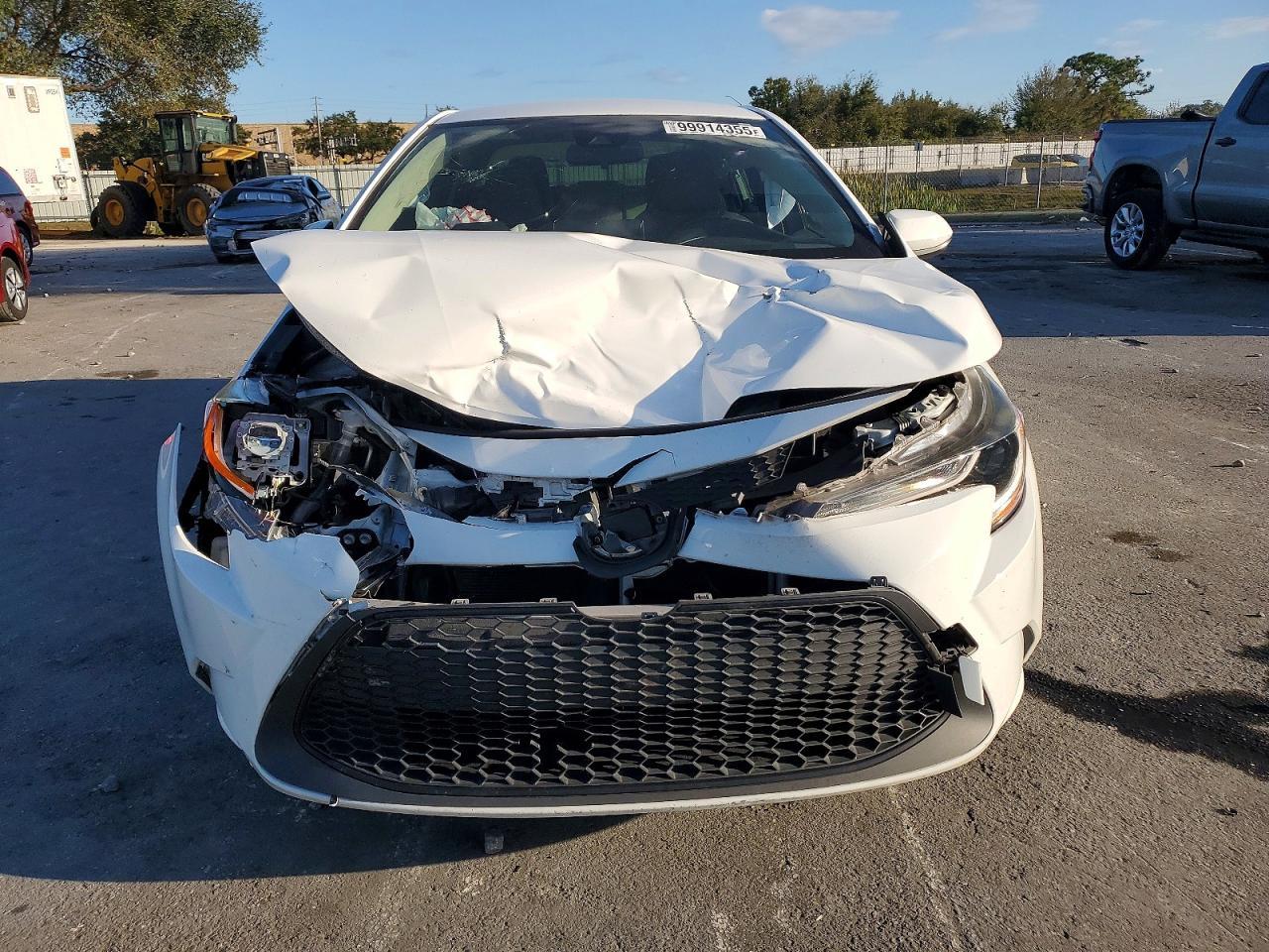 2021 TOYOTA COROLLA