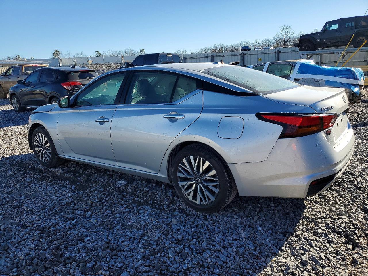 2024 NISSAN ALTIMA