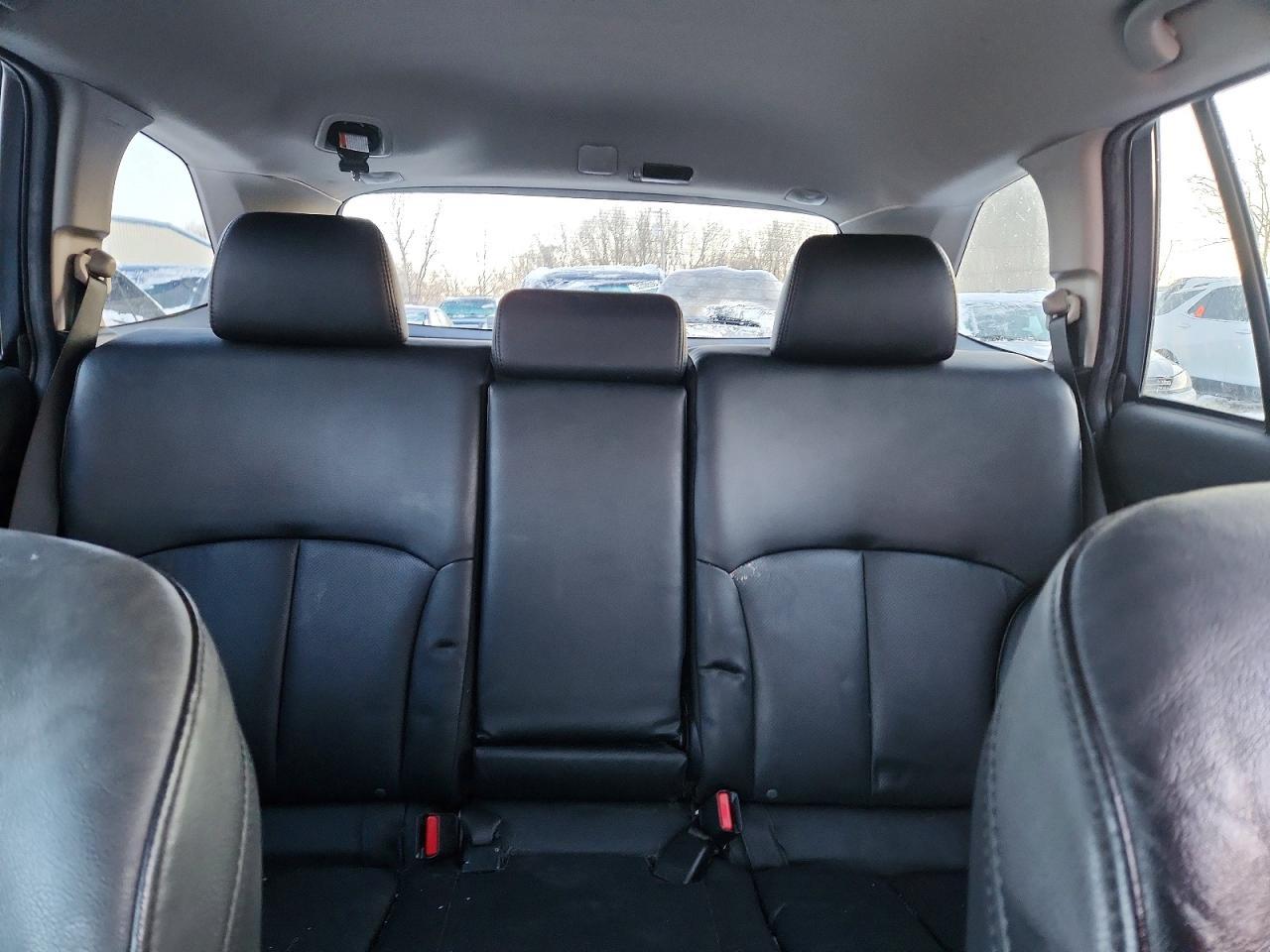2013 SUBARU Outback