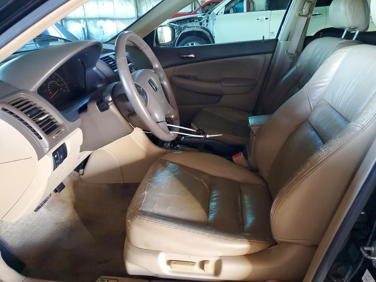2004 HONDA ACCORD