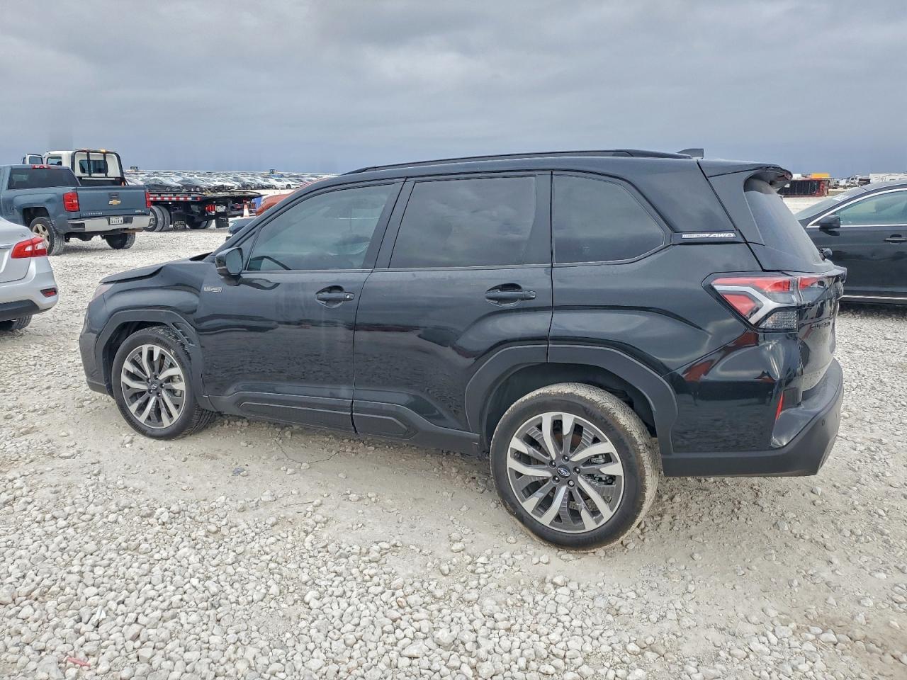 2025 SUBARU FORESTER