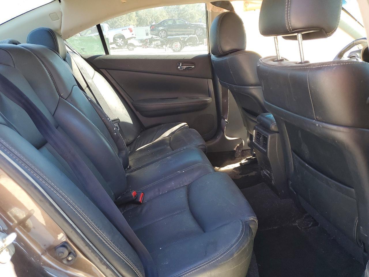 2012 NISSAN Maxima
