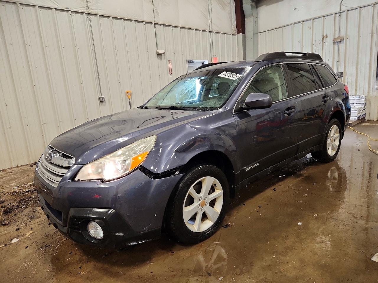 2014 SUBARU Outback