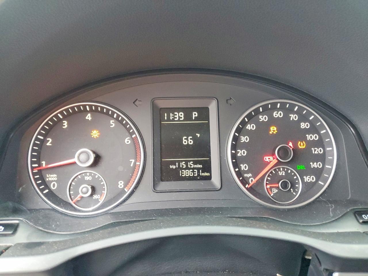 2010 VOLKSWAGEN JETTA