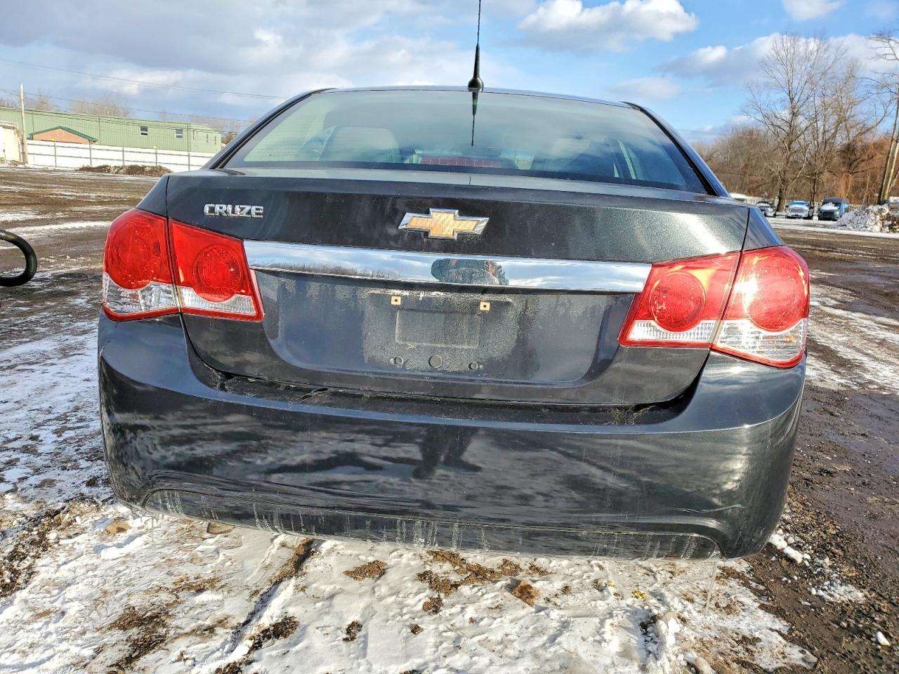 2011 CHEVROLET CRUZE