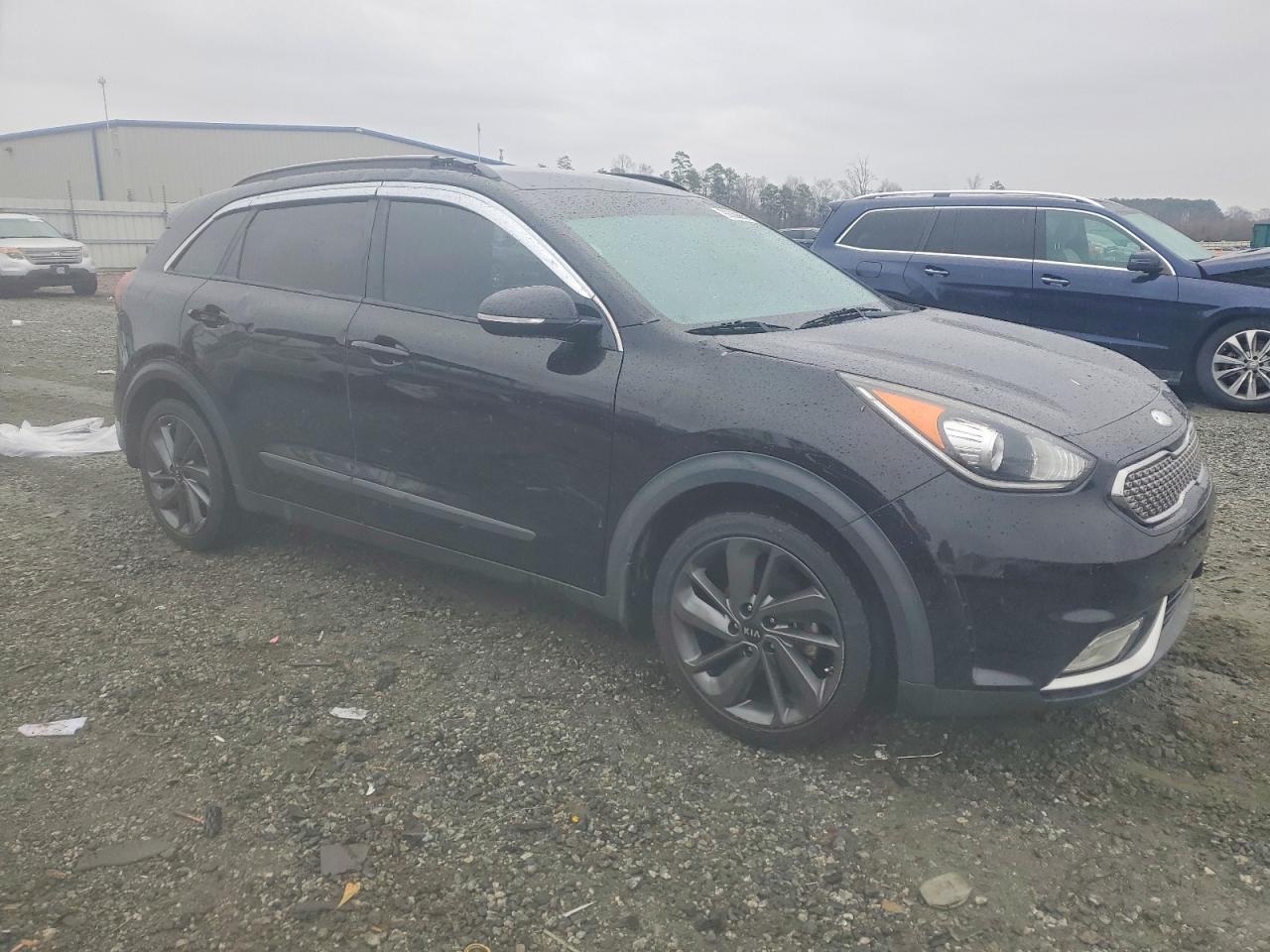 2017 KIA Niro