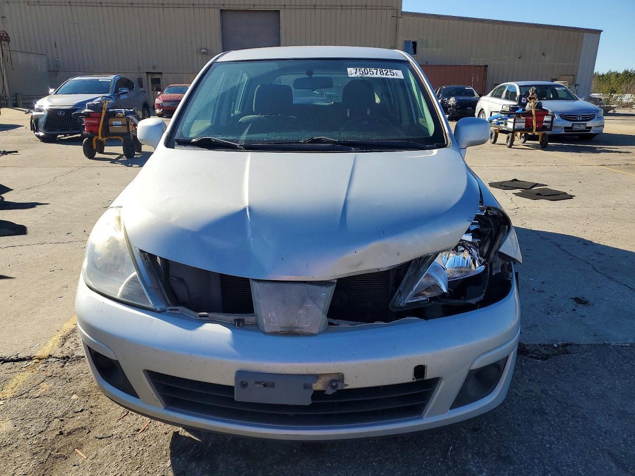 2012 NISSAN VERSA