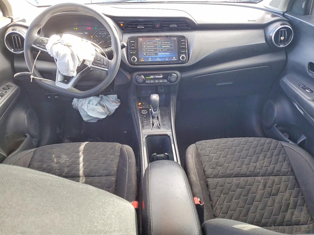 2021 NISSAN KICKS