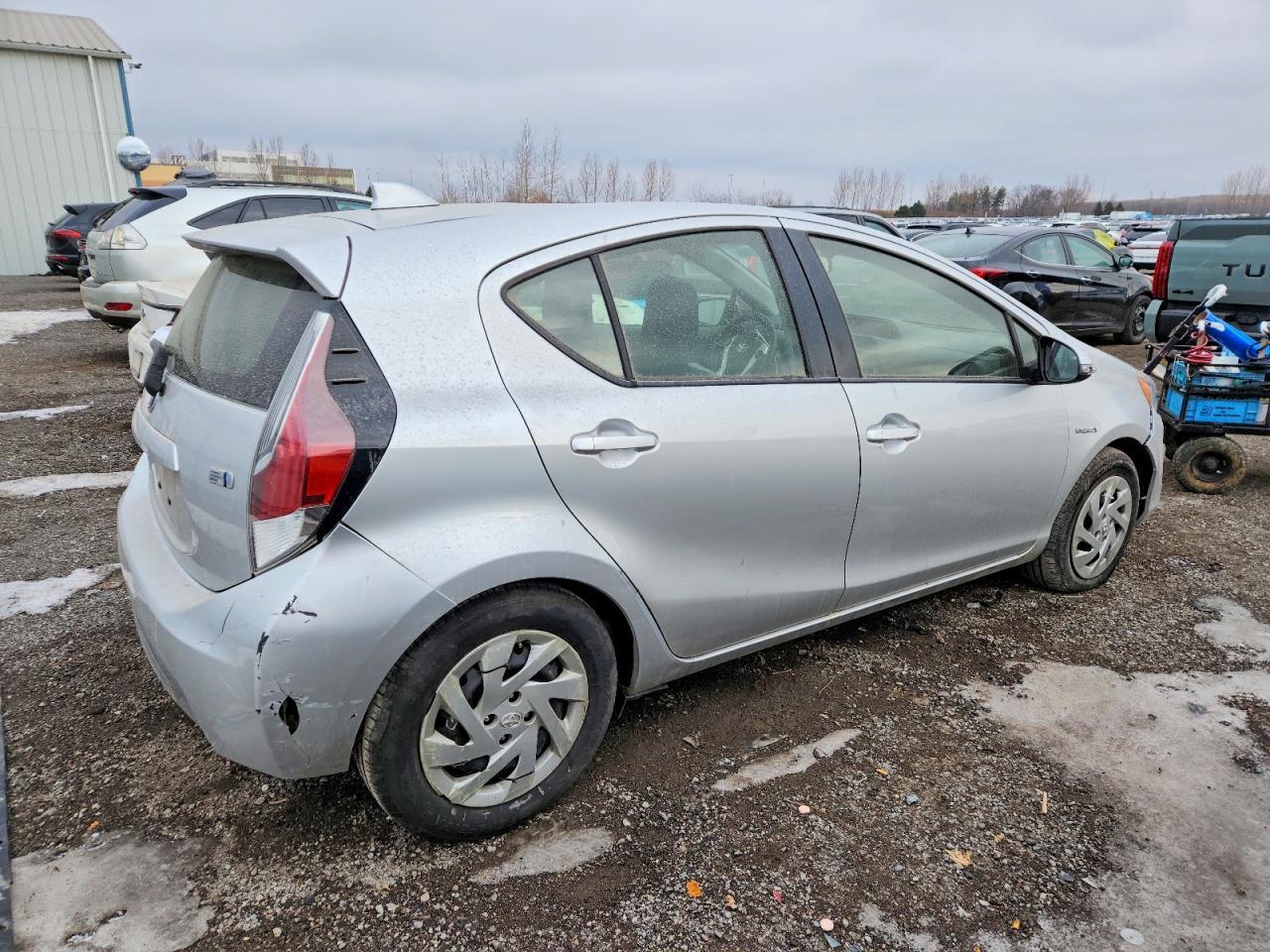 2015 TOYOTA Prius c