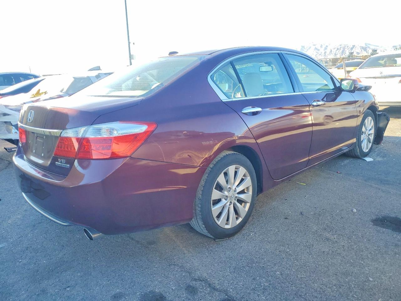 2013 HONDA ACCORD