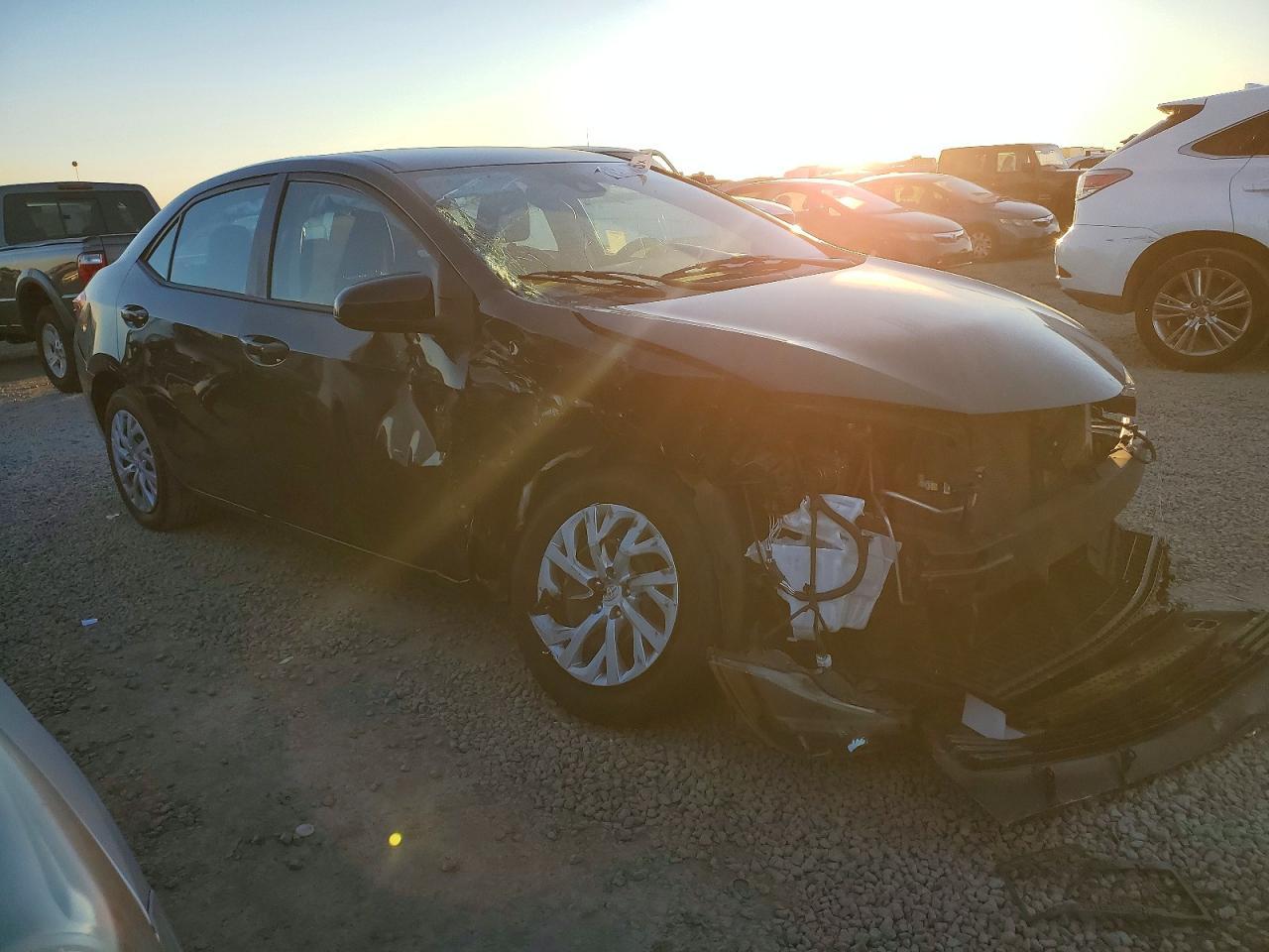 2019 TOYOTA COROLLA