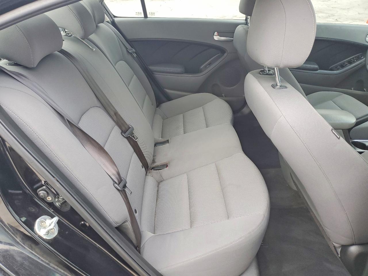 2017 KIA FORTE