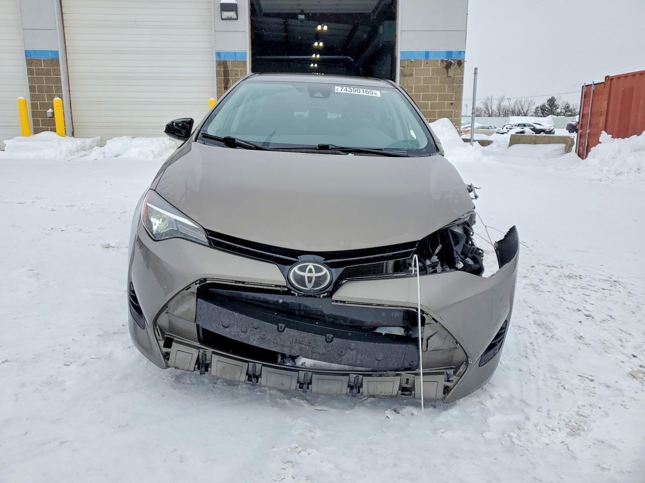 2017 TOYOTA COROLLA