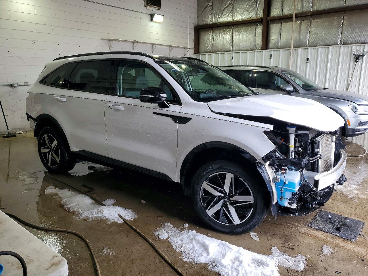2021 KIA SORENTO