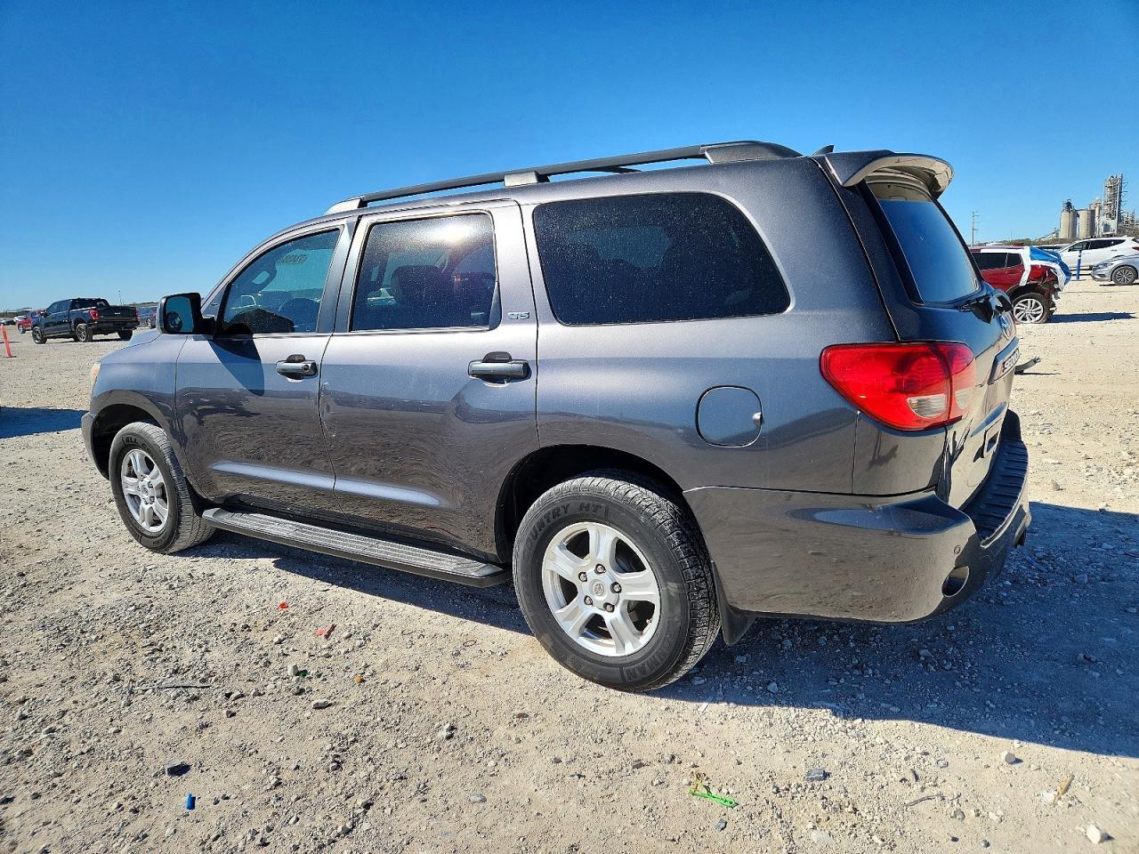 2016 TOYOTA Sequoia