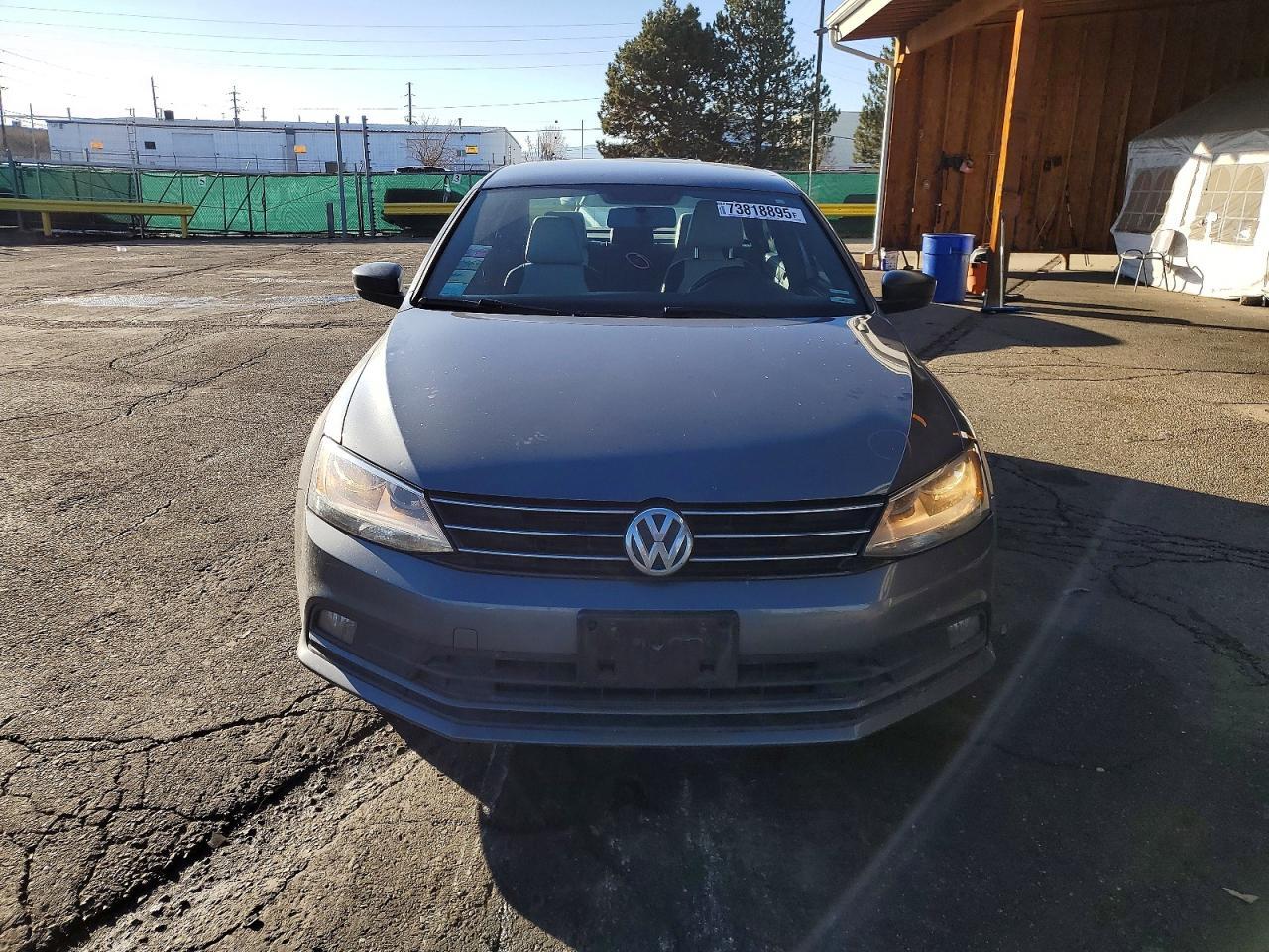 2016 VOLKSWAGEN JETTA