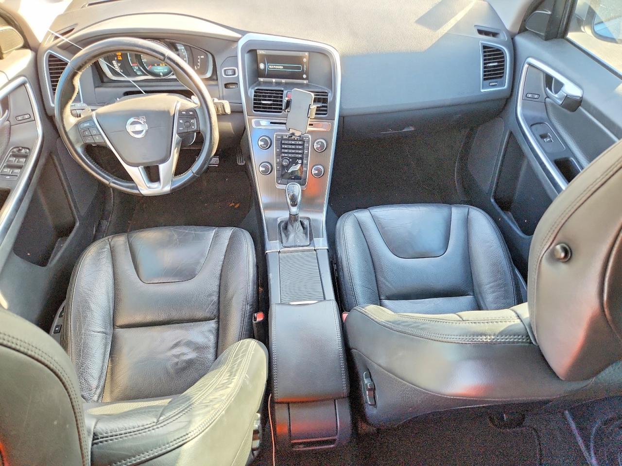 2014 VOLVO XC60