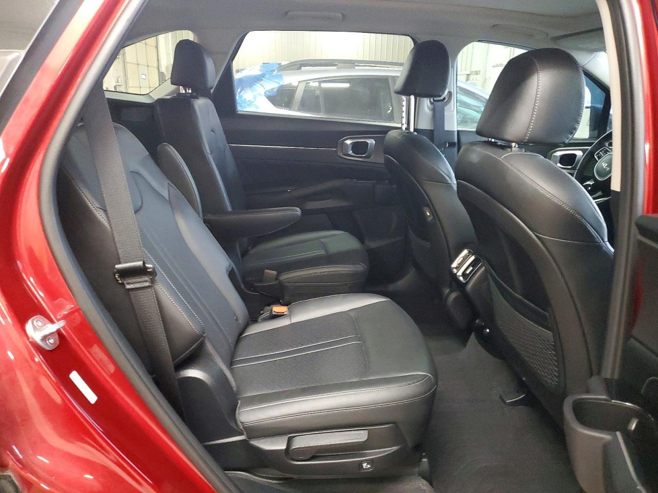 2023 KIA SORENTO