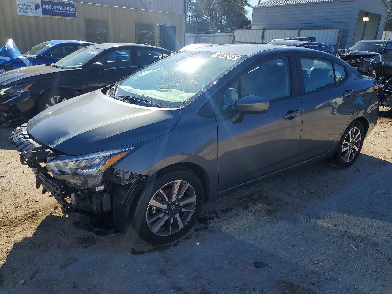 2025 NISSAN VERSA