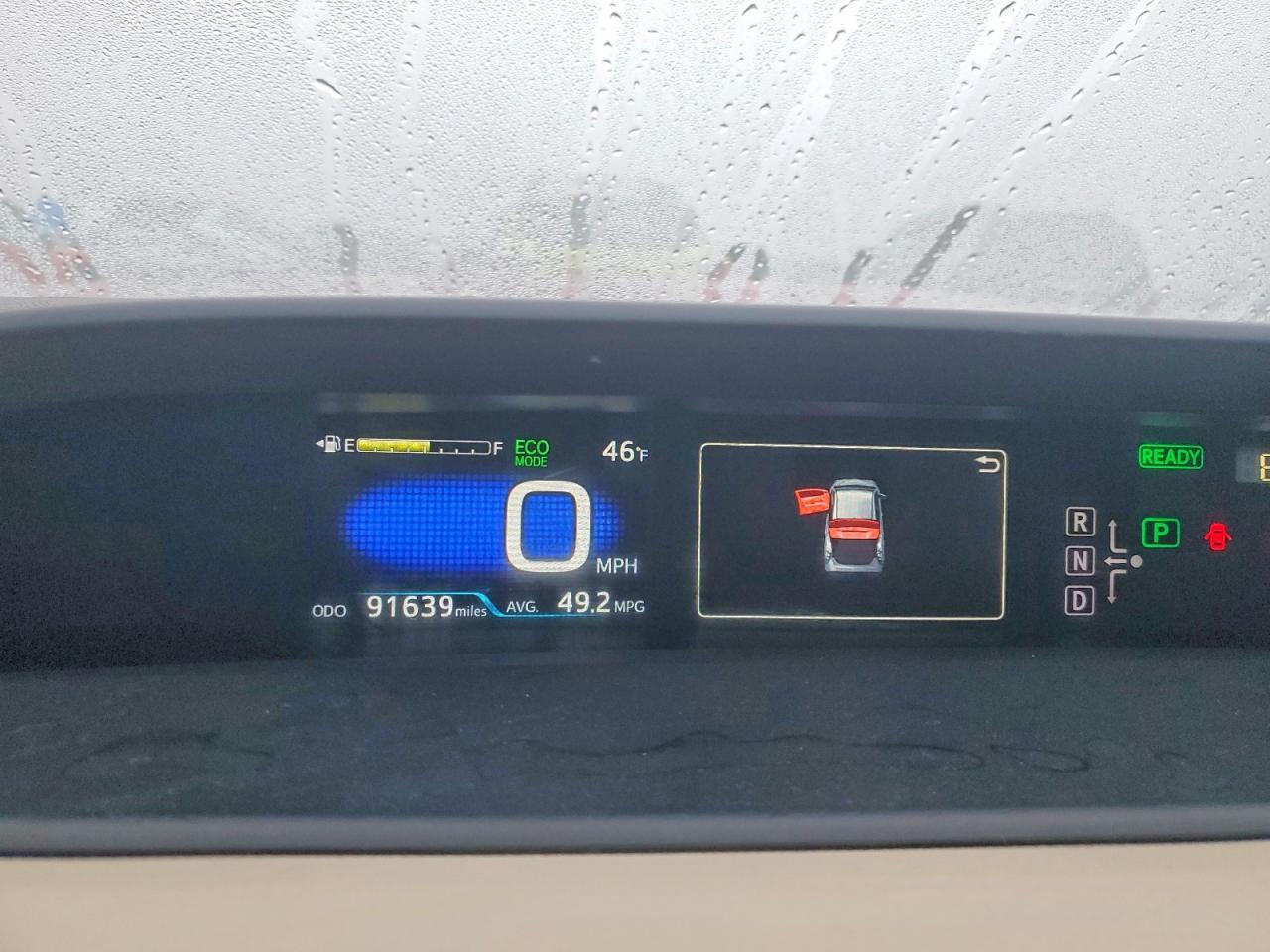2016 TOYOTA PRIUS