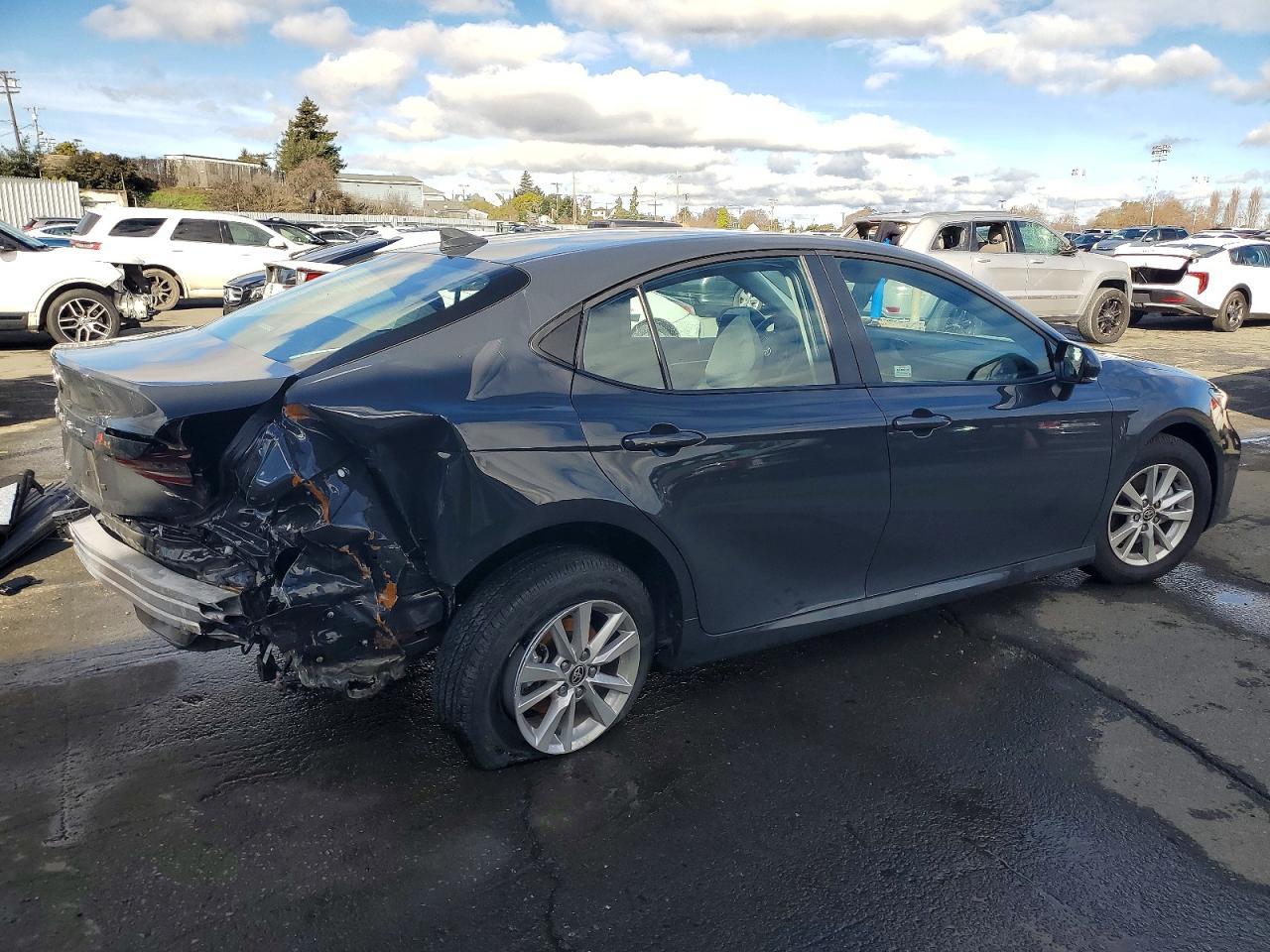 2026 TOYOTA CAMRY