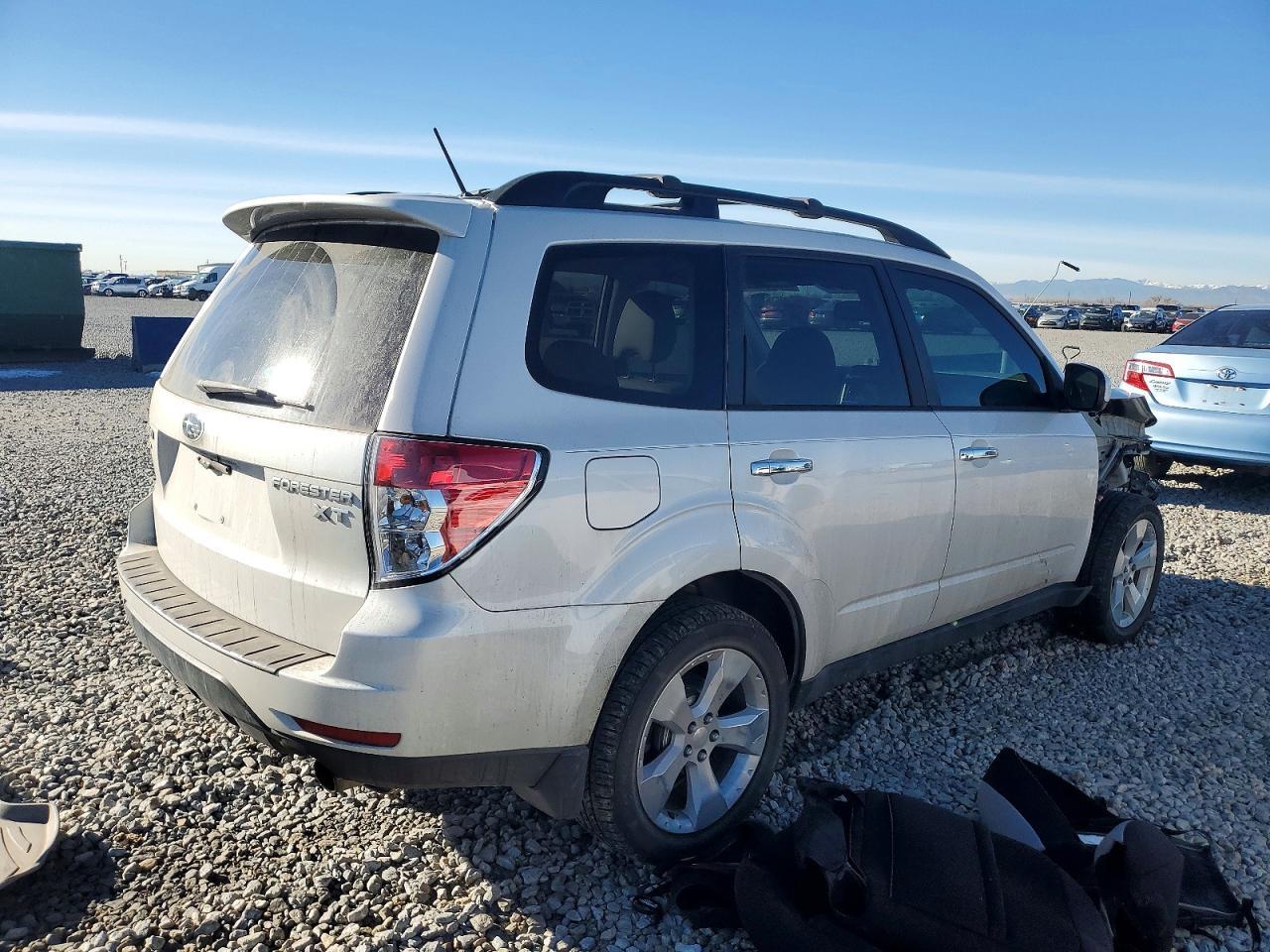 2010 SUBARU FORESTER