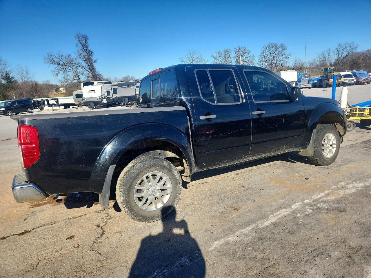 2015 NISSAN Frontier