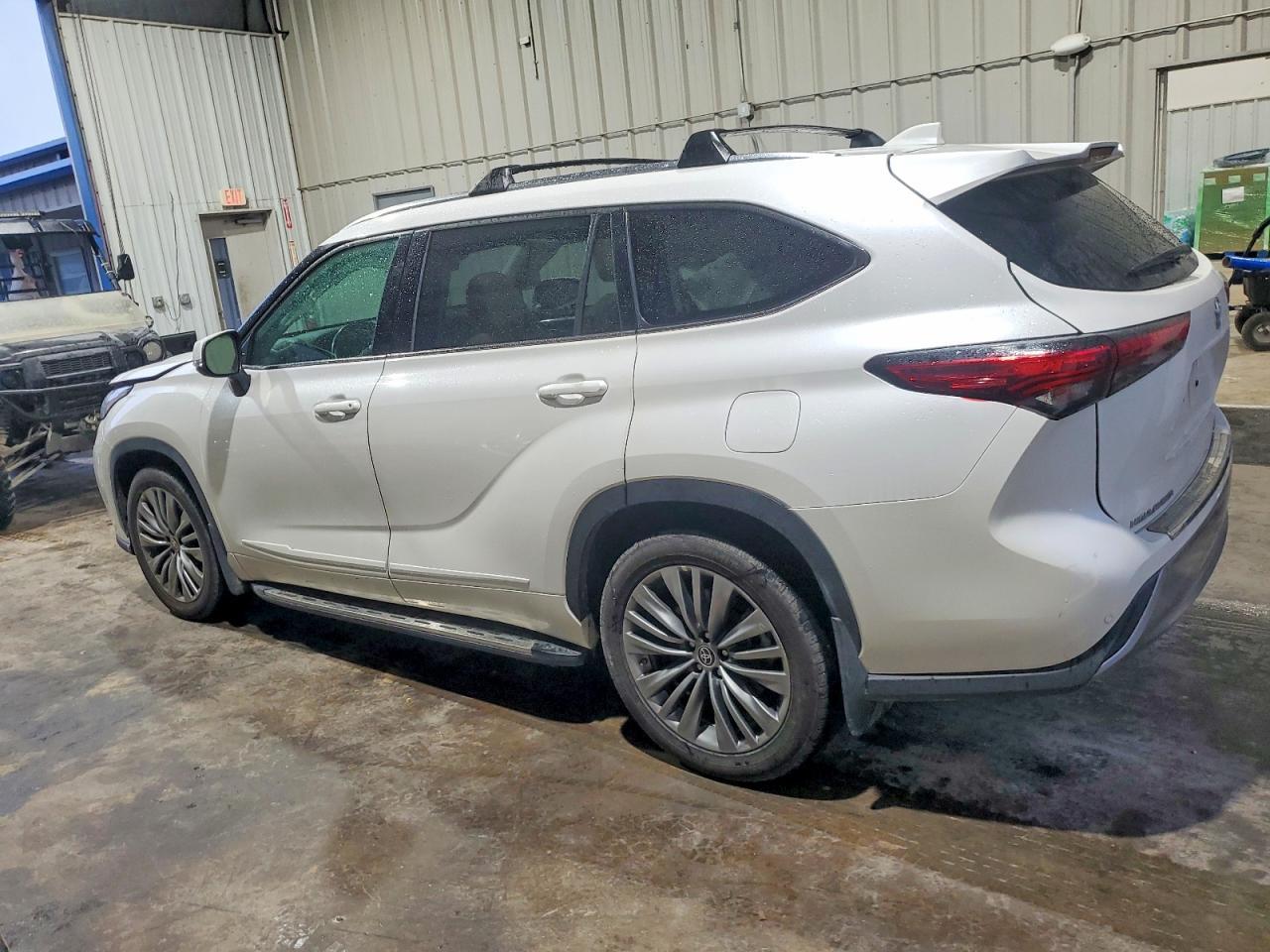 2021 TOYOTA HIGHLANDER