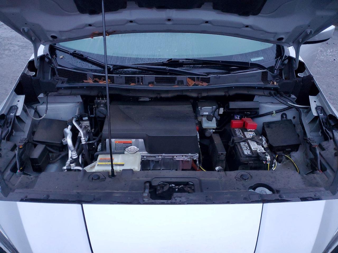 2021 NISSAN LEAF