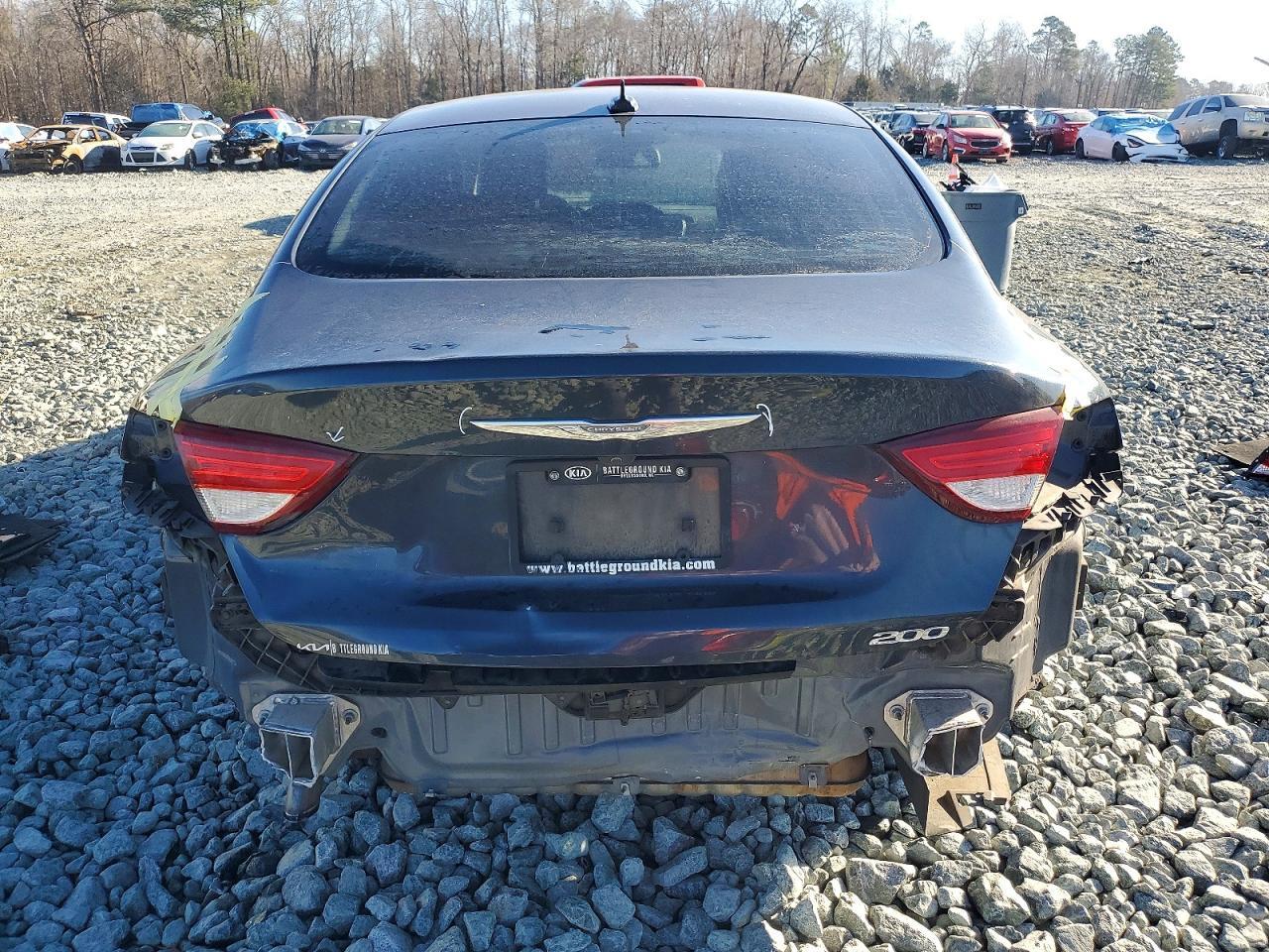 2017 CHRYSLER 200