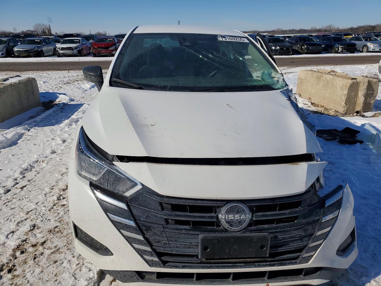 2024 NISSAN VERSA