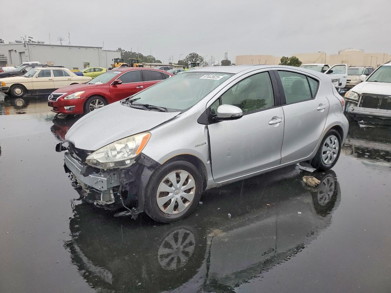 2014 TOYOTA Prius c