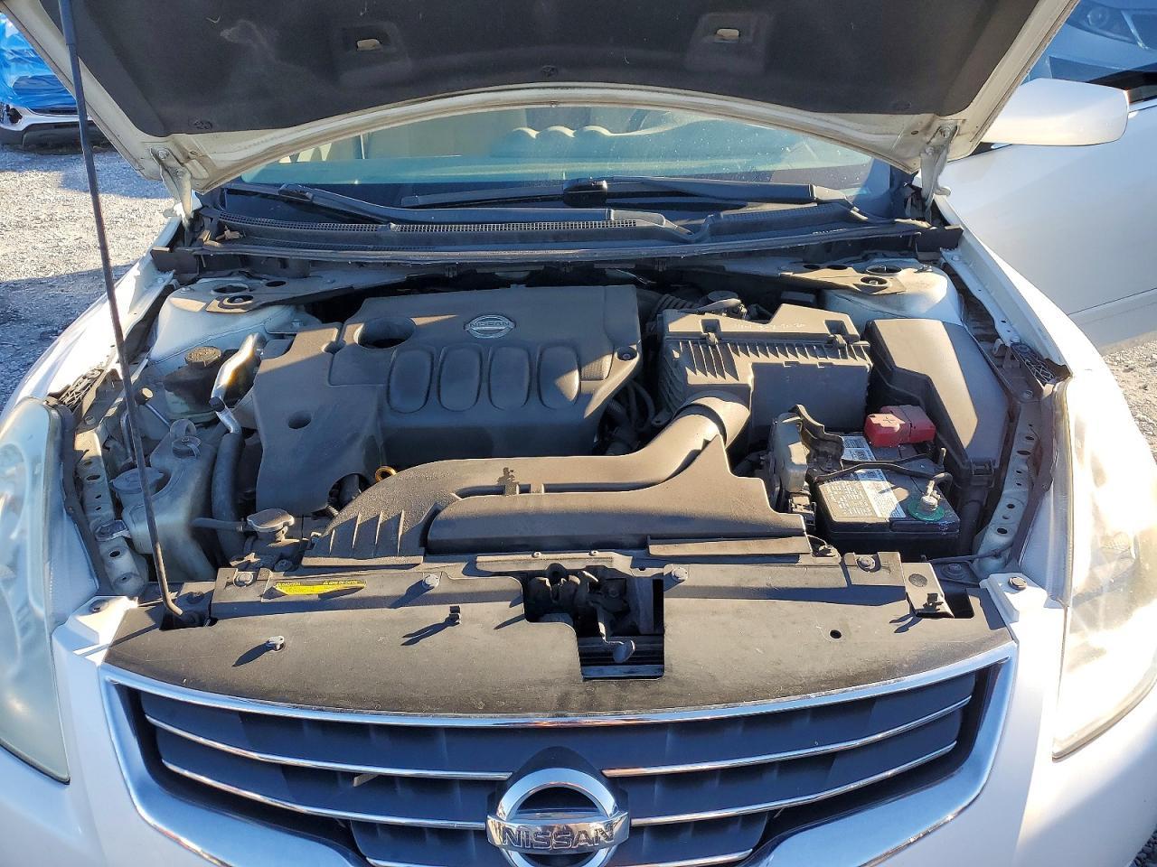 2010 NISSAN ALTIMA