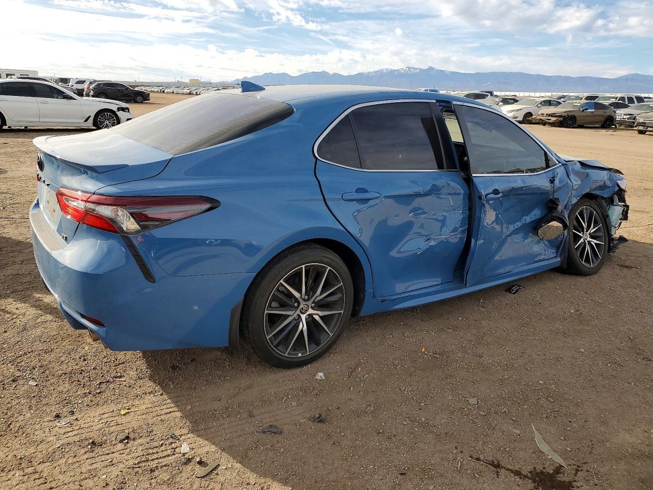 2024 TOYOTA CAMRY