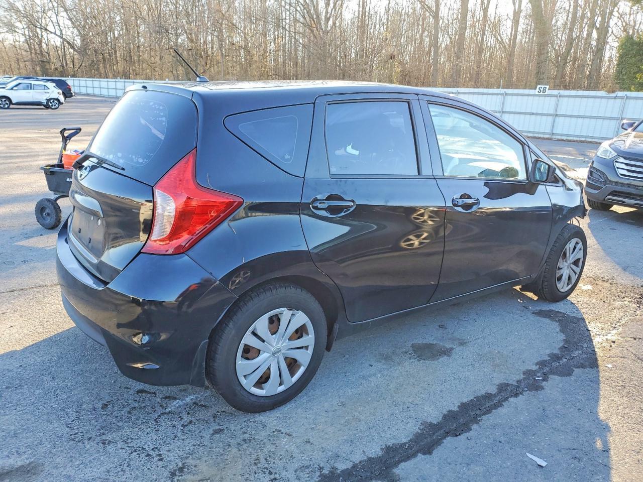 2017 NISSAN Versa Note