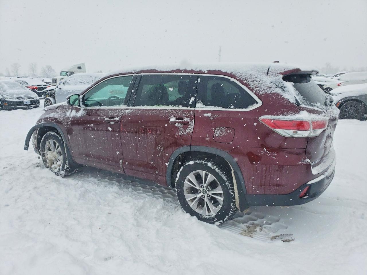 2016 TOYOTA HIGHLANDER